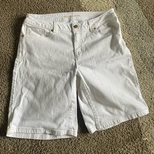 Michael kors white shorts size 6